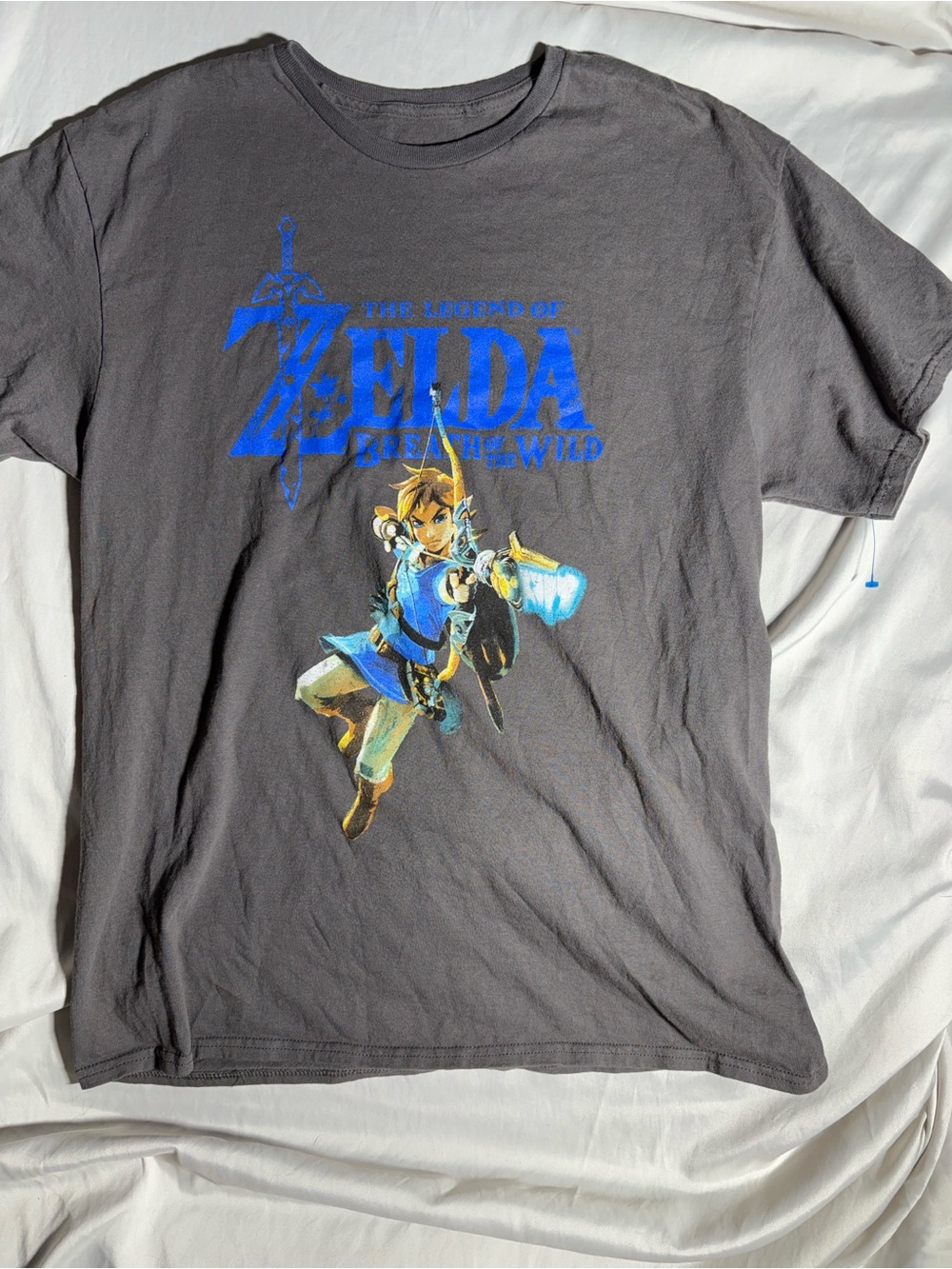 The Legend of Zelda: Breath of the Wild Graphic Tee - Gray